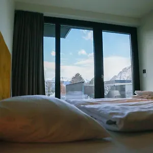 Blackhome East I Contactless Check-in Lejlighedshotel