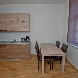 debo-apartments-schonbrunner-strasse.vienna-besthotels.com/