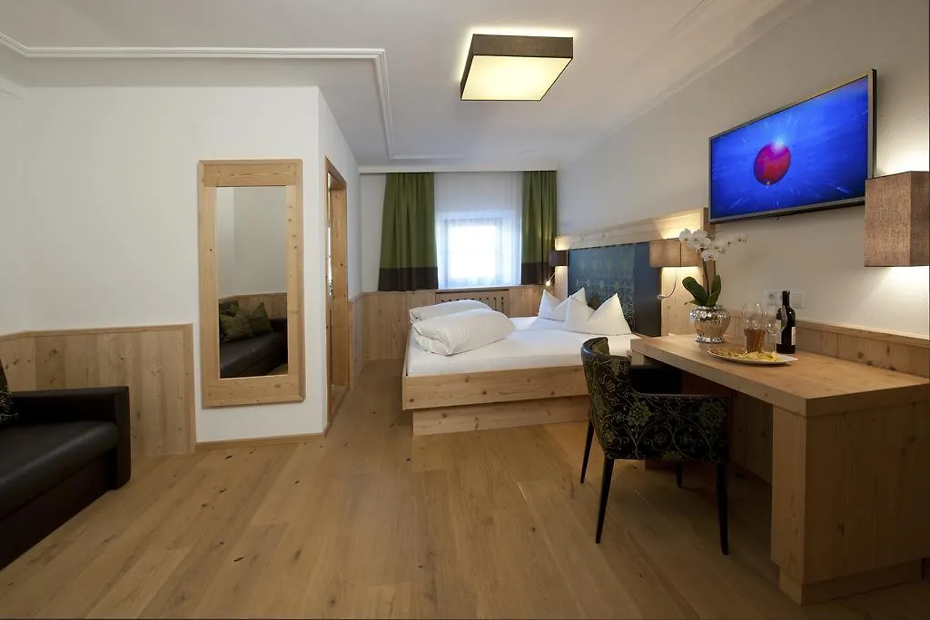 Hotel Bierwirt İnnsbruck 4*,  Avusturya